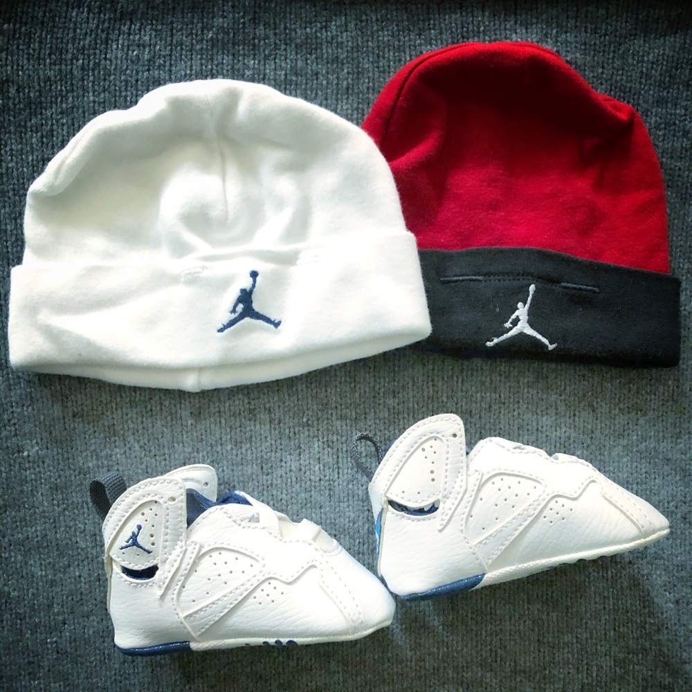 Baby Jordan 7 Retro Gift pack in size 2c